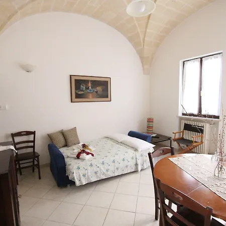 Borgo Antico Apartment Diso