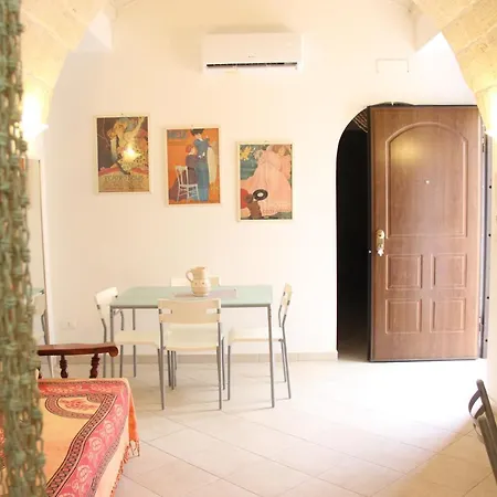 博尔戈安蒂科公寓式酒店 *