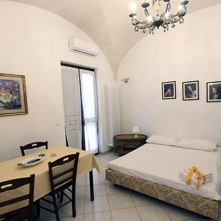 Borgo Antico Apartment